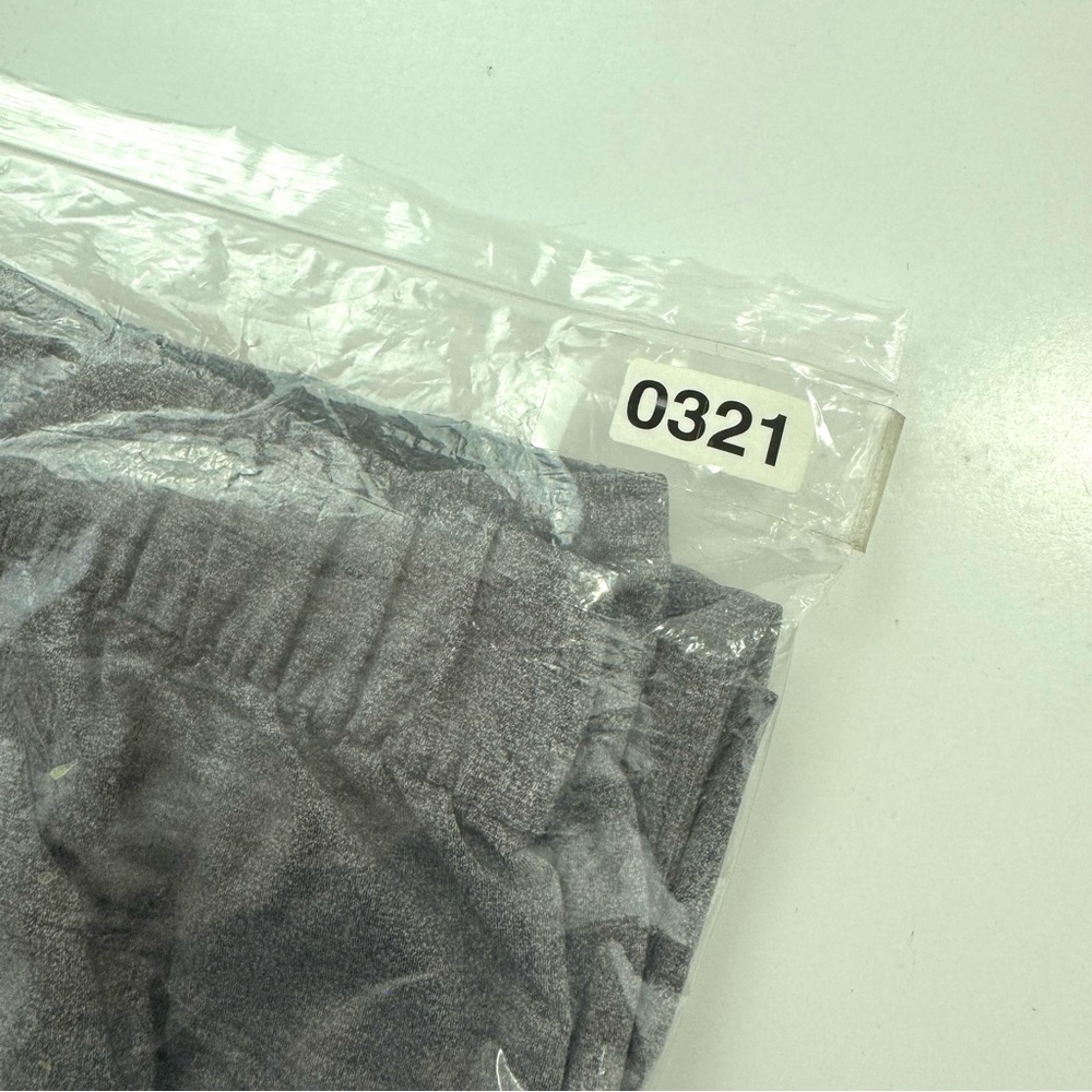 Lululemon On The Fly Pant 28" Womens Size 2 Casual Pull On Heathered Grey Black - Picture 12 of 12